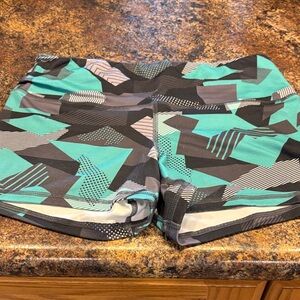 Fleo Teal and Black Geometric Athletic Shorts